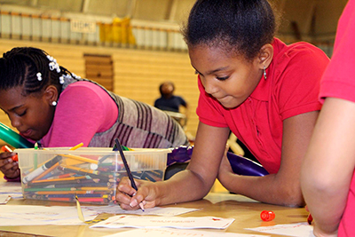 Flint & Genesee Chamber of Commerce's YouthQuest participates in Macy’s Believe campaign