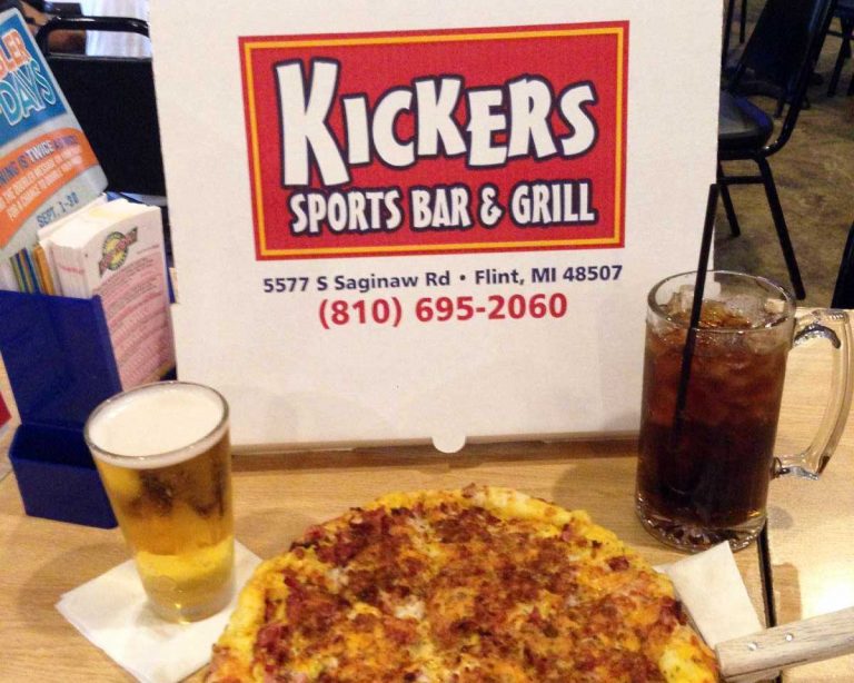 Kickers Sports Bar & Grill, Flint, Michigan