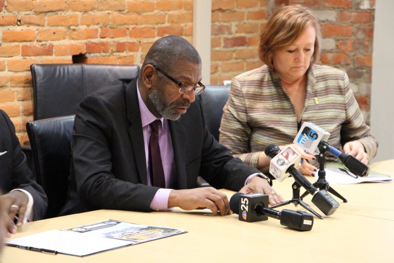 Flint Economic Recovery Task Force Unveils Plan to Improve Access to Full-Service Grocery Stores in Flint Neighborhoods