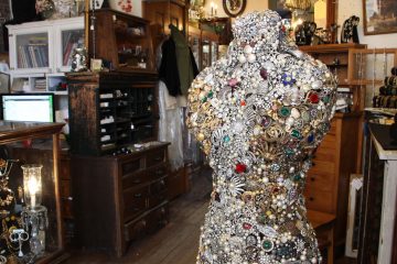 Yesterday's Treasures, shopping, antiques, Fenton, Michigan